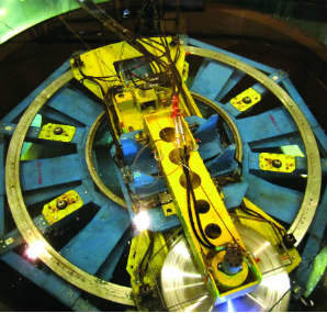 Reactor vessel internals segmentation at Zion