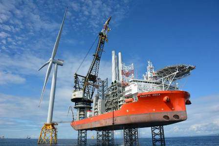 Scotland’s £2.6bn  Beatrice offshore windfarm generates first power