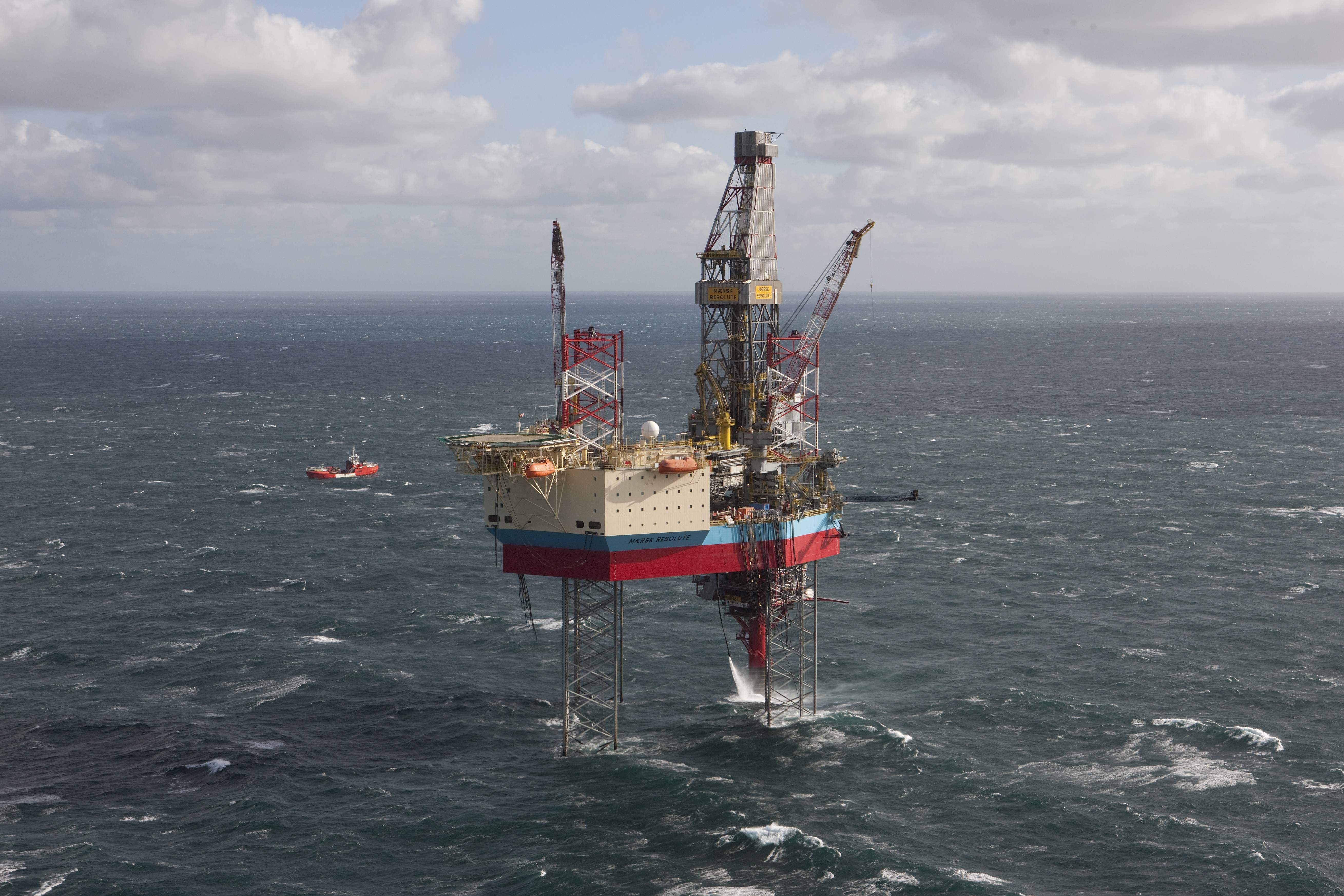 Maersk Drilling bags contract extensions for two jack-up rigs in North Sea