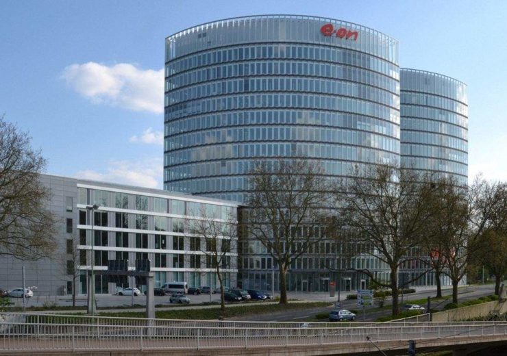E.ON transfers renewables business to RWE