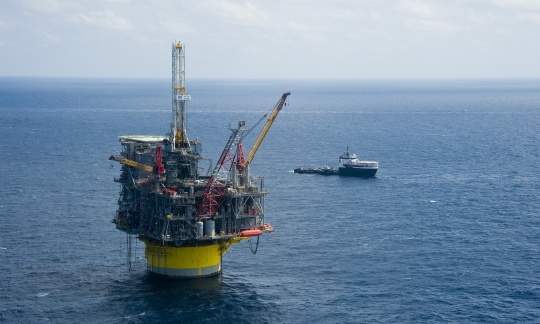 offshore_oil_rig_gulf_of_mexico_boem_photo