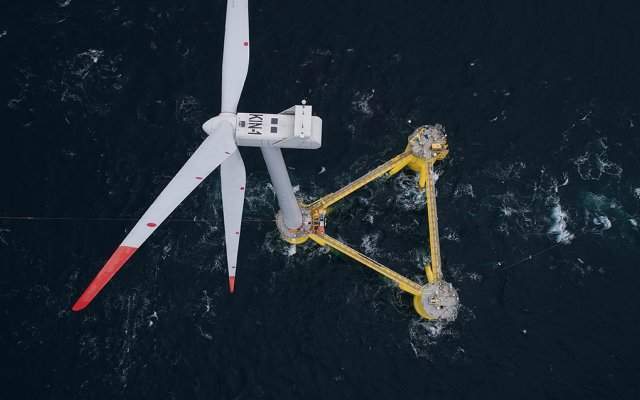 Bourbon installs first floating wind turbine of Kincardine project