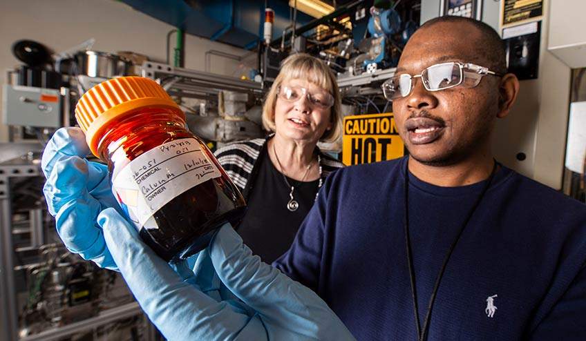 NREL scientists find new way to reduce production costs of biofuel