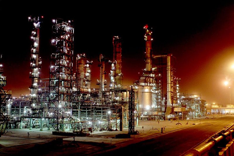 800px-IndianOil_Refinery