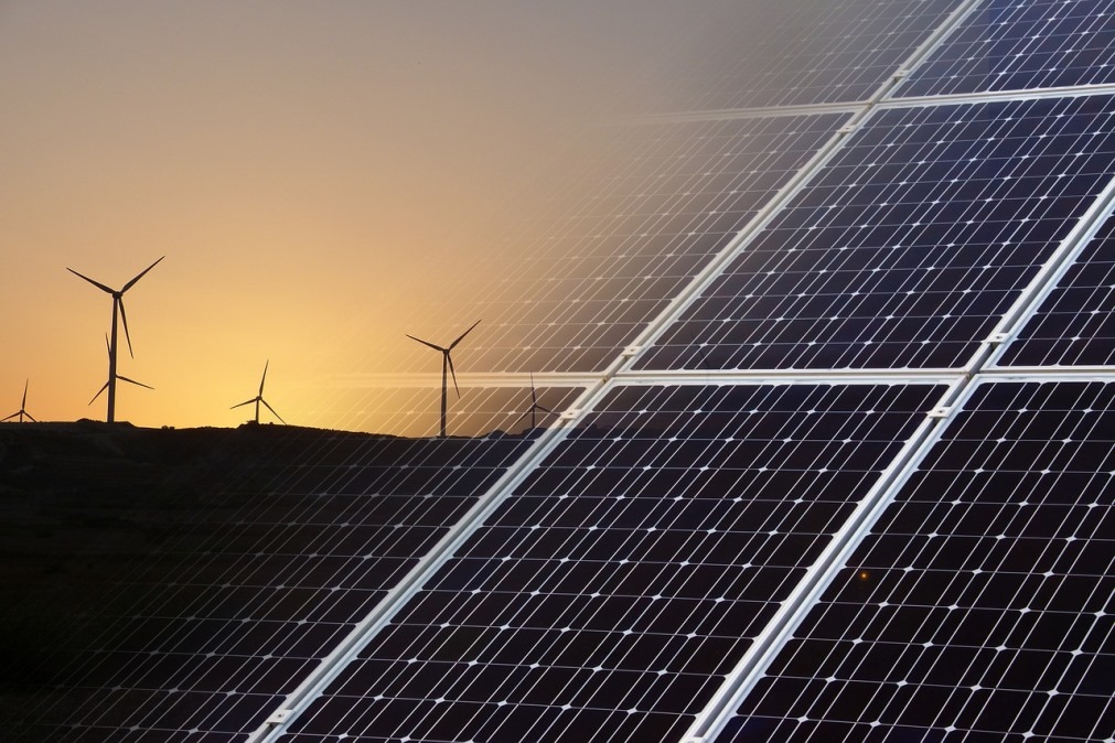 Quinbrook secures $1.6bn commitments to invest in renewable projects
