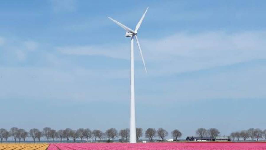 Vattenfall to buy 300MW of power from Dutch wind farm