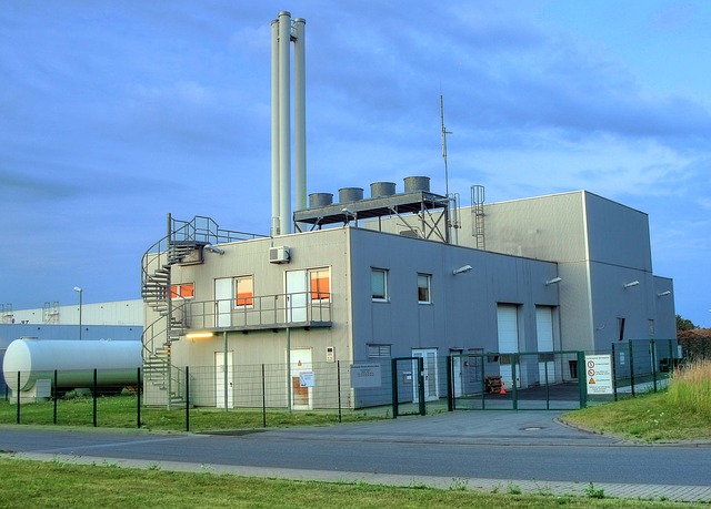 biomass-heating-power-plant-910240_640