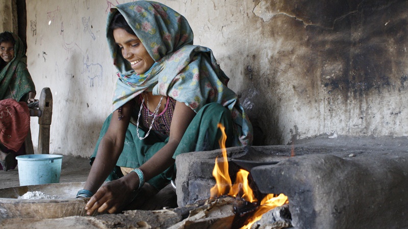Clean cooking, access to energy in developing countries