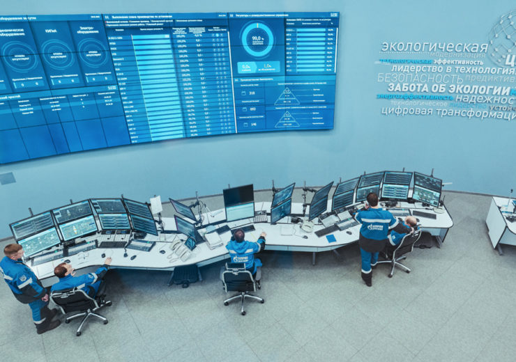 Gazprom Neft introduces a new integrated refining-process management system