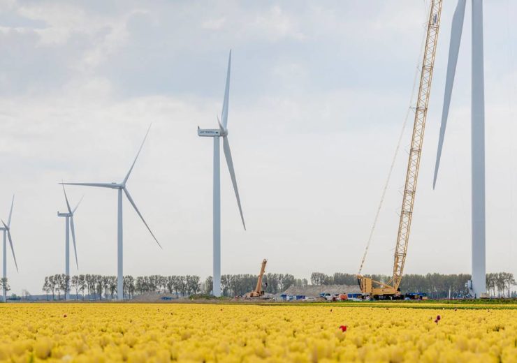 Vattenfall installs wind turbines for Haringvliet hybrid energy park in Netherlands