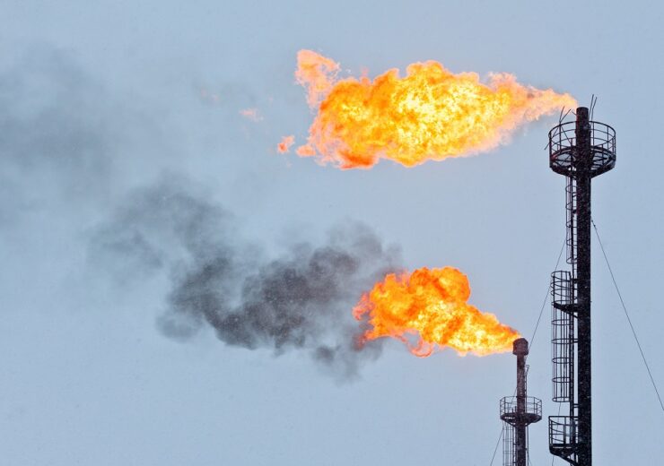 Gas flaring - Solodov Aleksei - Shutterstock 98947304