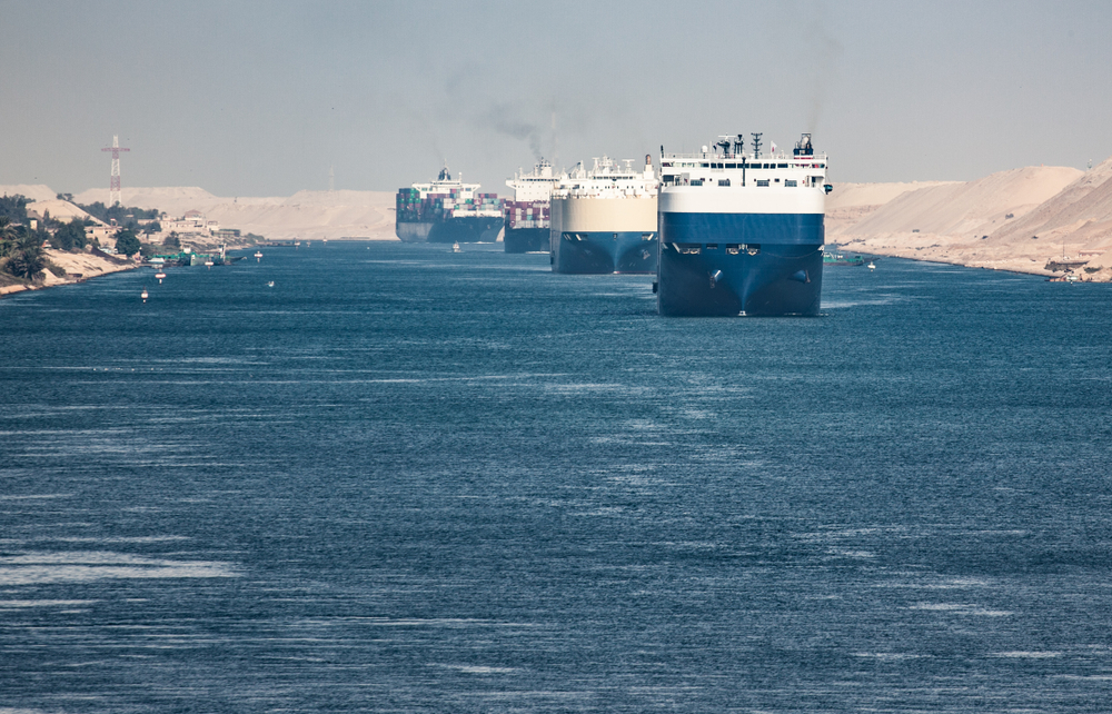 Suez Canal blockage oil