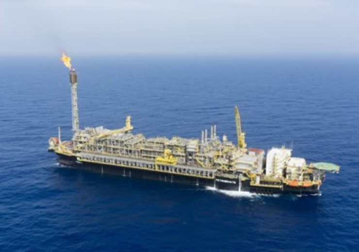 P-76 starts gas export to the mainland