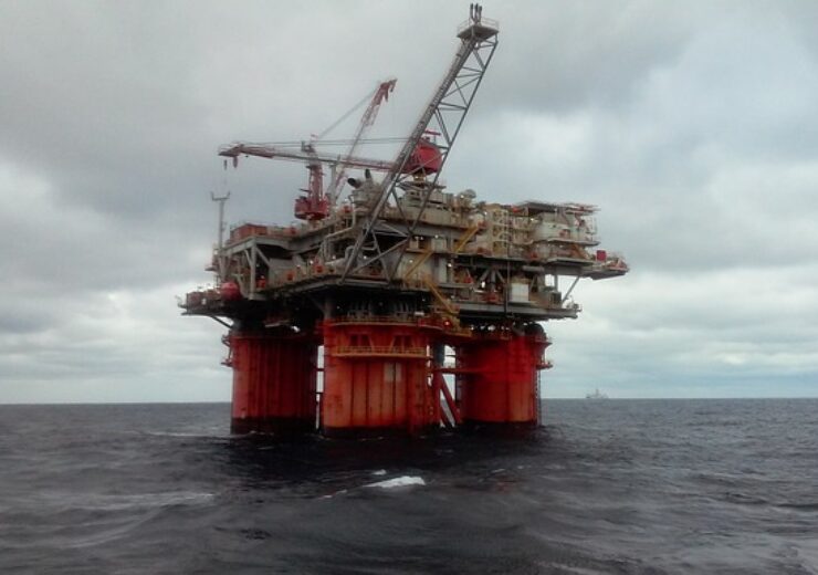 oil-rig-5232047_640(3)