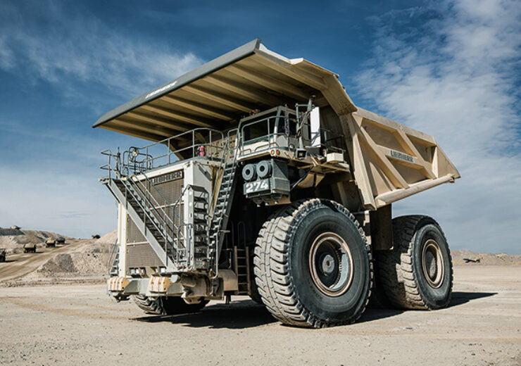 liebherr-launch-mining-truck-t-274_96dpi