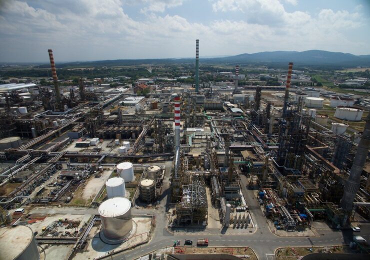 Eni considers the possibility of building a third bio-refinery in Livorno