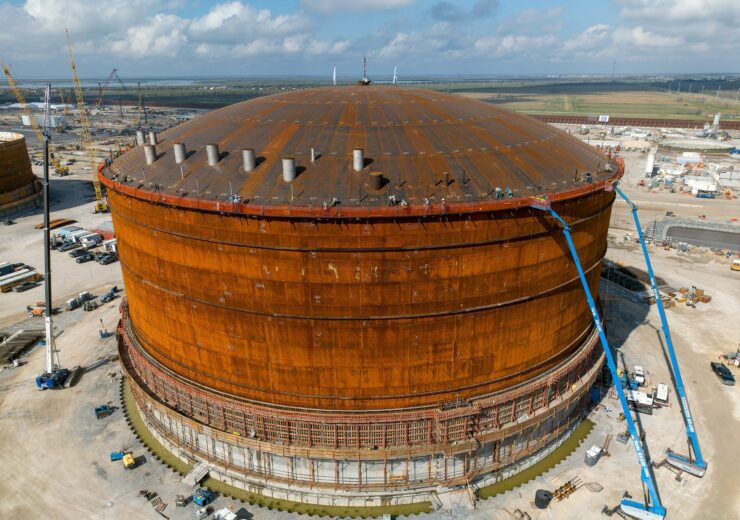 Venture Global announces successful roof raising for first LNG storage tank at Plaquemines LNG