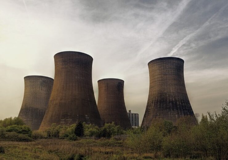 cooling-towers-4172369_640