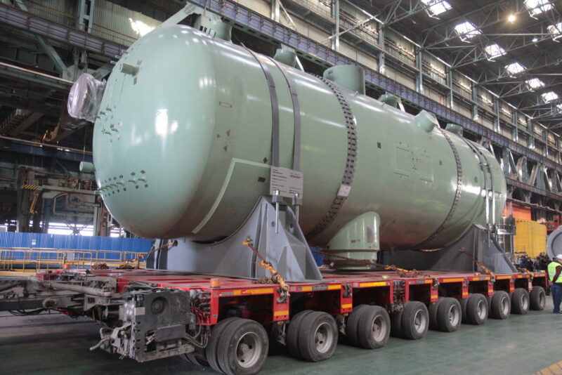 Shipping of steam generators for the Kudankulam nuclear power plant in India. (Credit: Atomenergomash)