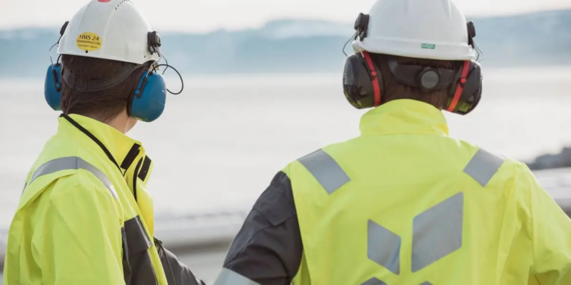 Equinor awards contracts for bn BM-C-33 gas and condensate project Equinor awards contracts for bn BM-C-33 gas and condensate project